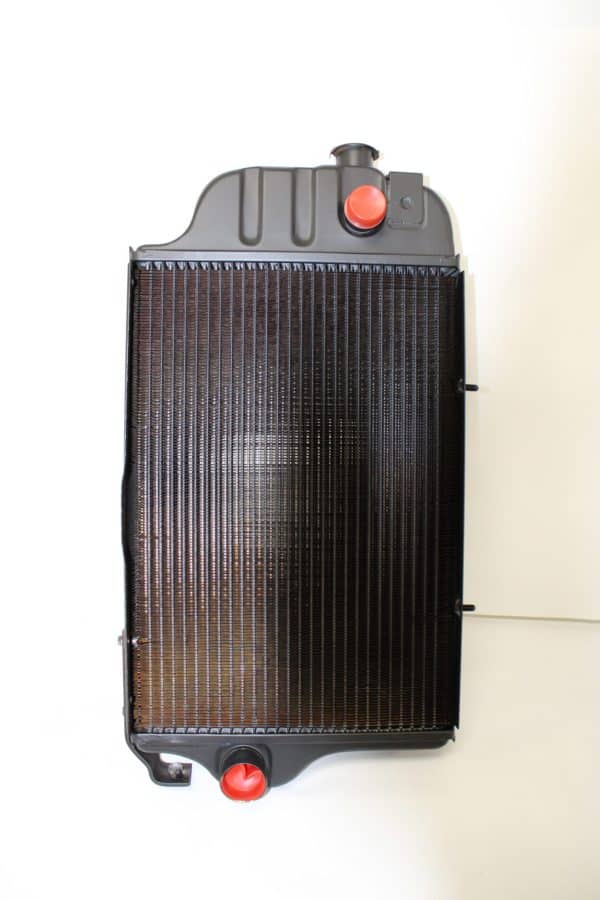Radiator W/Side Oil Cooler Bolts